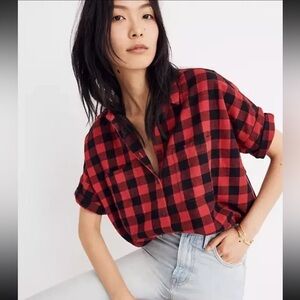 Madewell Black and Red Plaid Short Sleeve~Button Down Shirt Size S
